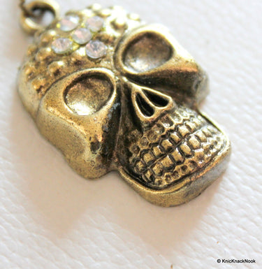 1 x Halloween Retro Bronze Skull Head Rhinestone Pendant